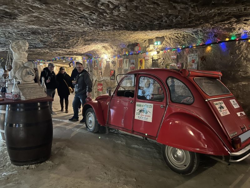 troglodyte_cave_dégustation_insolite_boncadeau_beauval_indreetloire_centrevaldeloire_chateaux_amboise_chenonceau_2cv_rallye